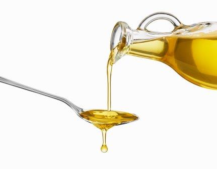 Олія волоського горіха: властивості і застосування - Олійниця