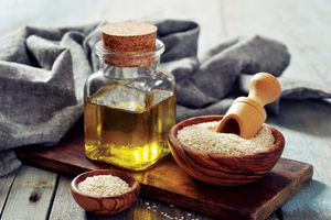 Польза и вред кунжутного (сезамового) масла для организма